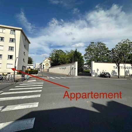 Apartmán Au Coeur Du Quartier Taittinger Remeš Exteriér fotografie