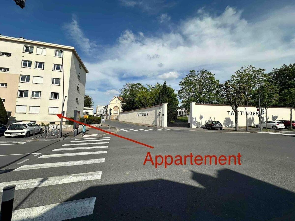 Apartmán Au Coeur Du Quartier Taittinger Remeš Exteriér fotografie