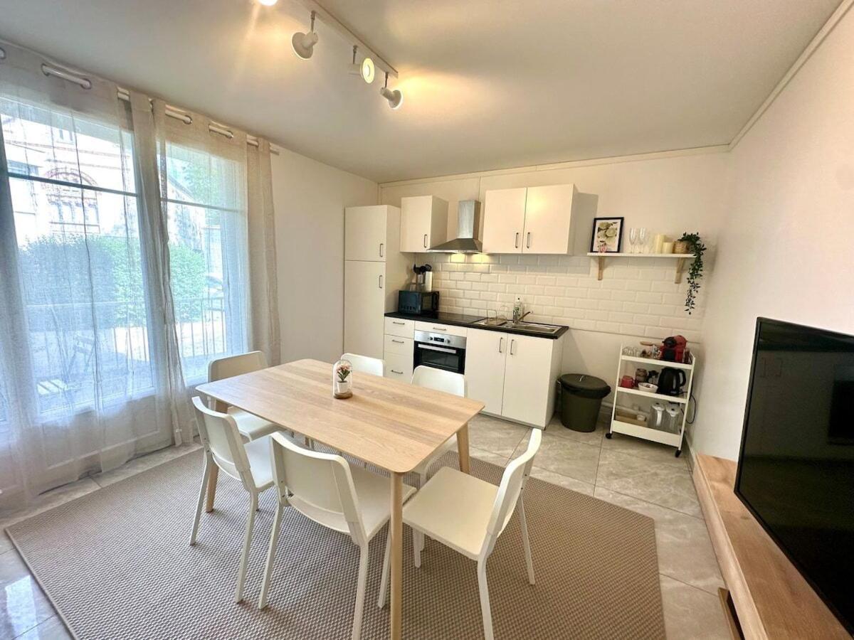 Apartmán Au Coeur Du Quartier Taittinger Remeš Exteriér fotografie